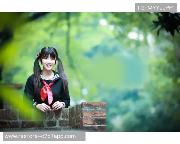 打篮球的女生头像展示青春活力与运动魅力的完美结合 打篮球的女生头像展示青春活力与运动魅力的完美结合